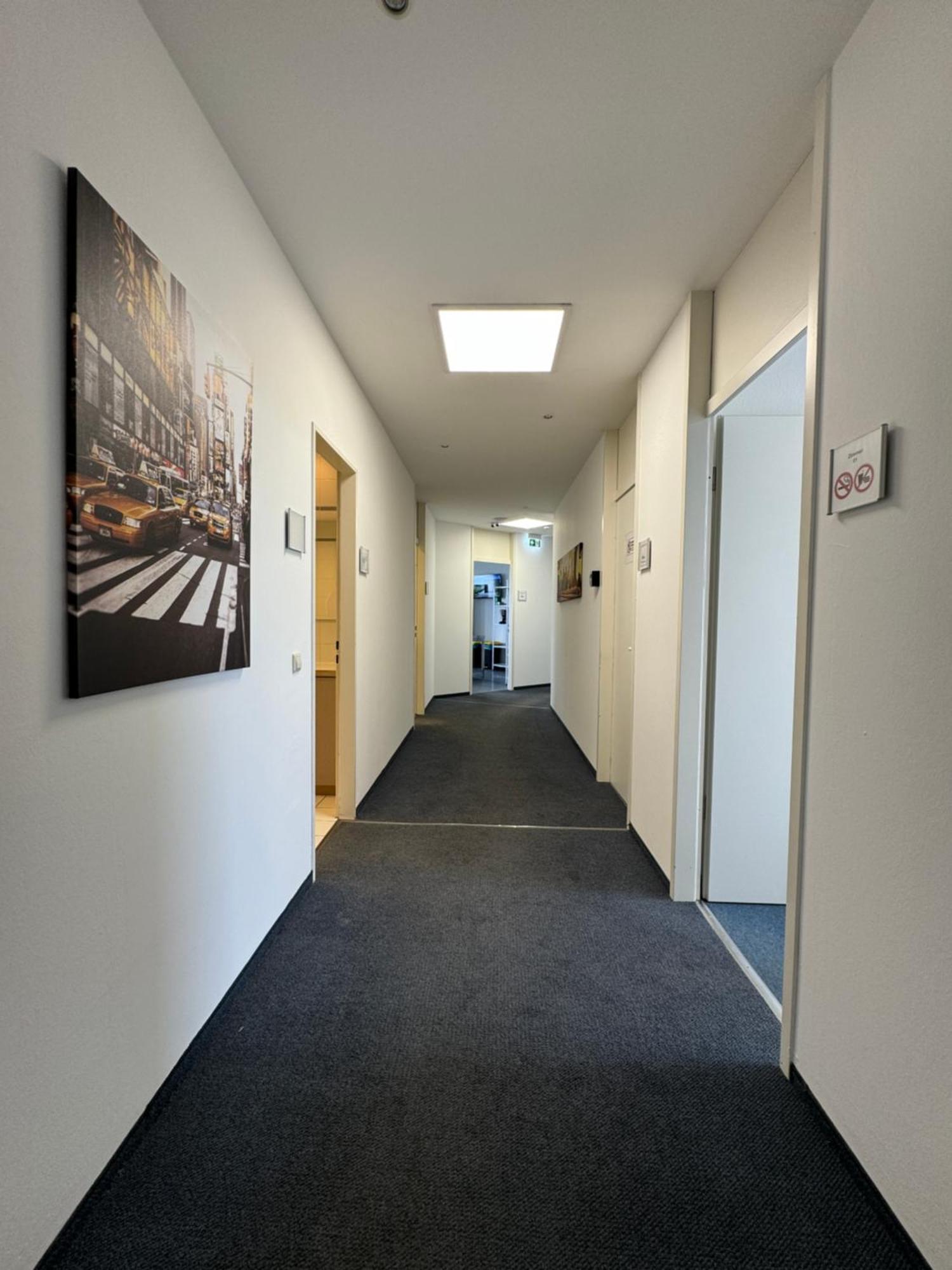 Thuja Karlsruhe-neureut By Kurzzeit Apartment Karlsruhe