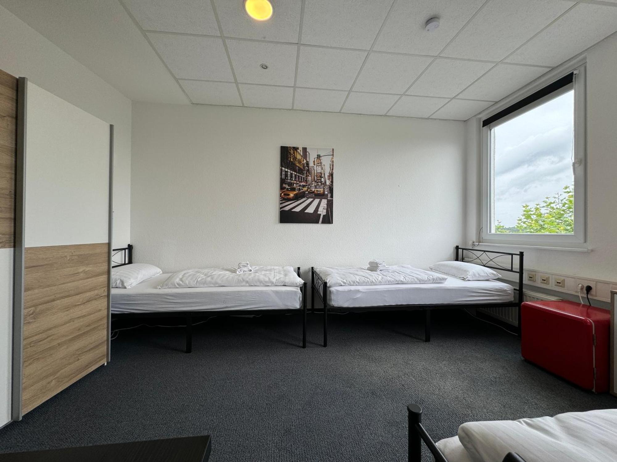 Thuja Karlsruhe-neureut By Kurzzeit Appartement