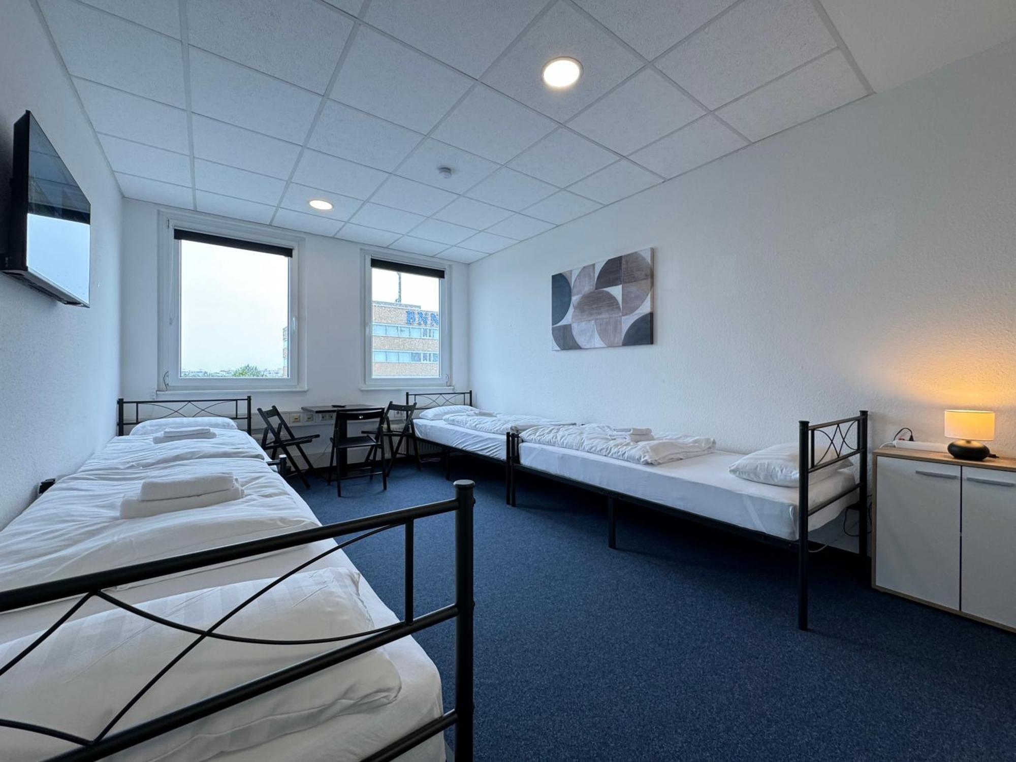Thuja Karlsruhe-neureut By Kurzzeit Appartement Karlsruhe