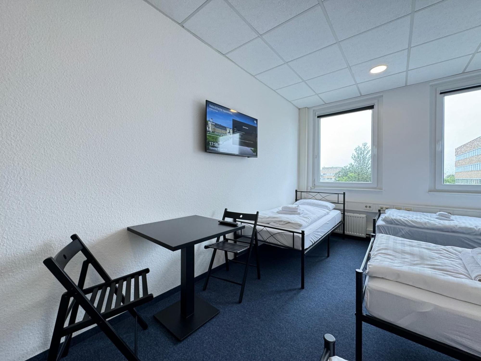 Thuja Karlsruhe-neureut By Kurzzeit Appartement *